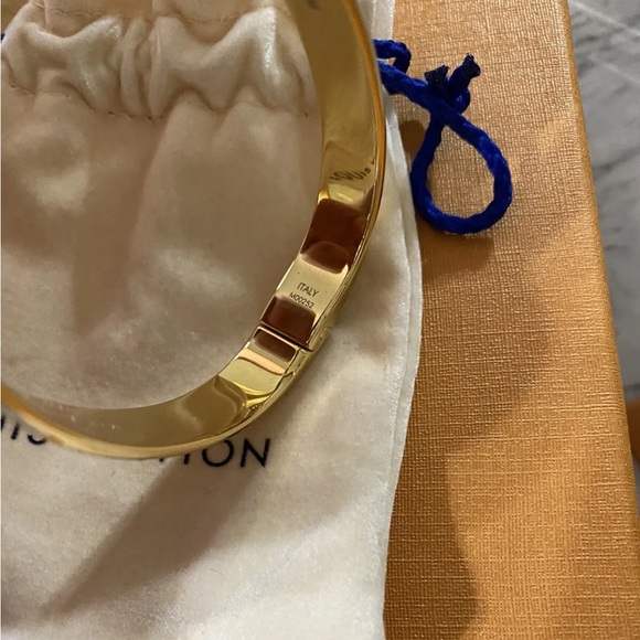 100% Authentic Louis Vuitton Bracelet Gold - Picture 3 of 12
